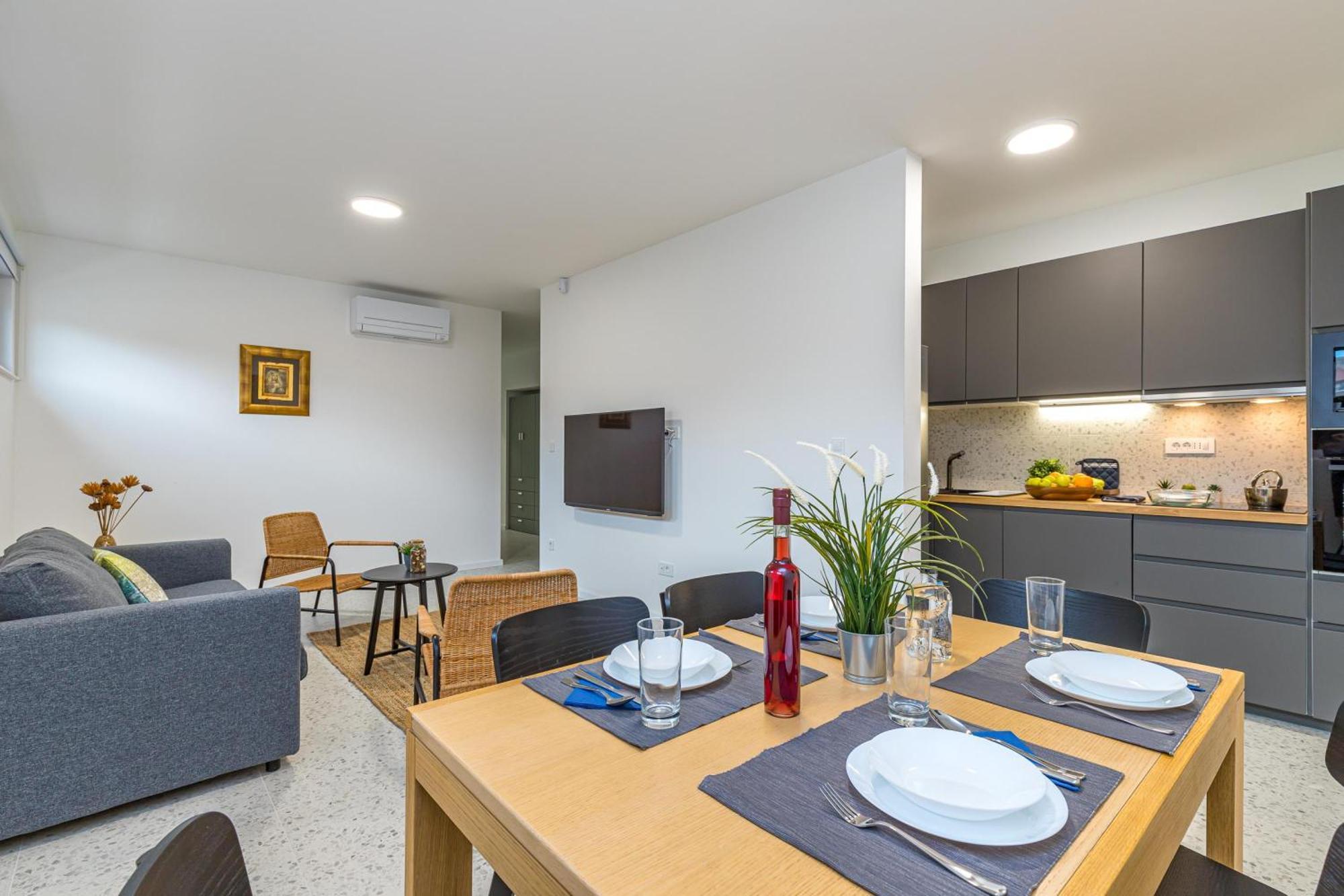Sapore Di Mare Apartments - Happy Rentals 巴斯卡 外观 照片